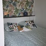 Joli Sophie Renove Coin Nuit Cosy Deco Soignee Wifi Balcon Parking 50m Des Cures Libre 14 Juin Au 21 Aout Et Novembre *